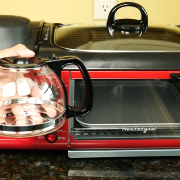 Nostalgia 3-In-1 Multi-Function Breakfast Station W/Coffee Oven 4 slice Of Bread - Picture 5 of 5